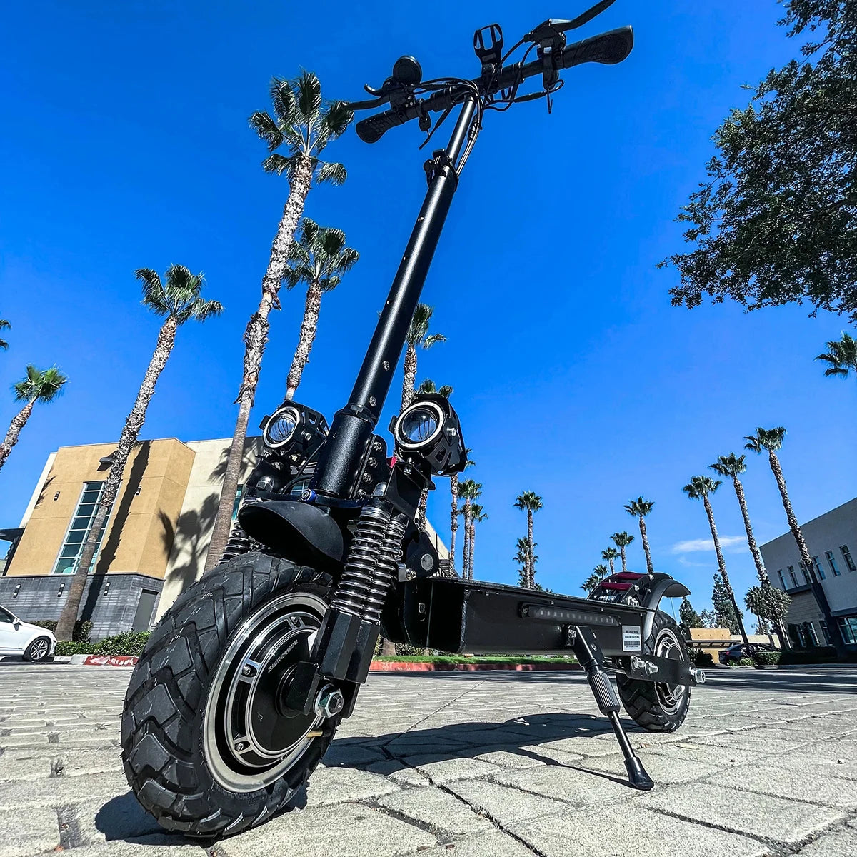 JUESHUAI Dual Motor 1200W-3200W Off-Road Electric Scooter